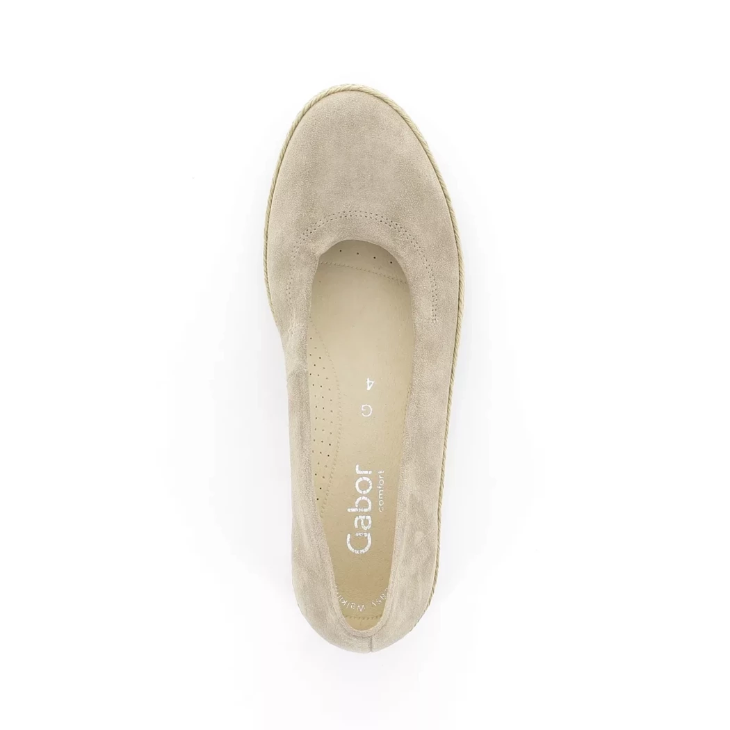 Image (6) de la chaussures Gabor - Escarpins Taupe en Cuir nubuck